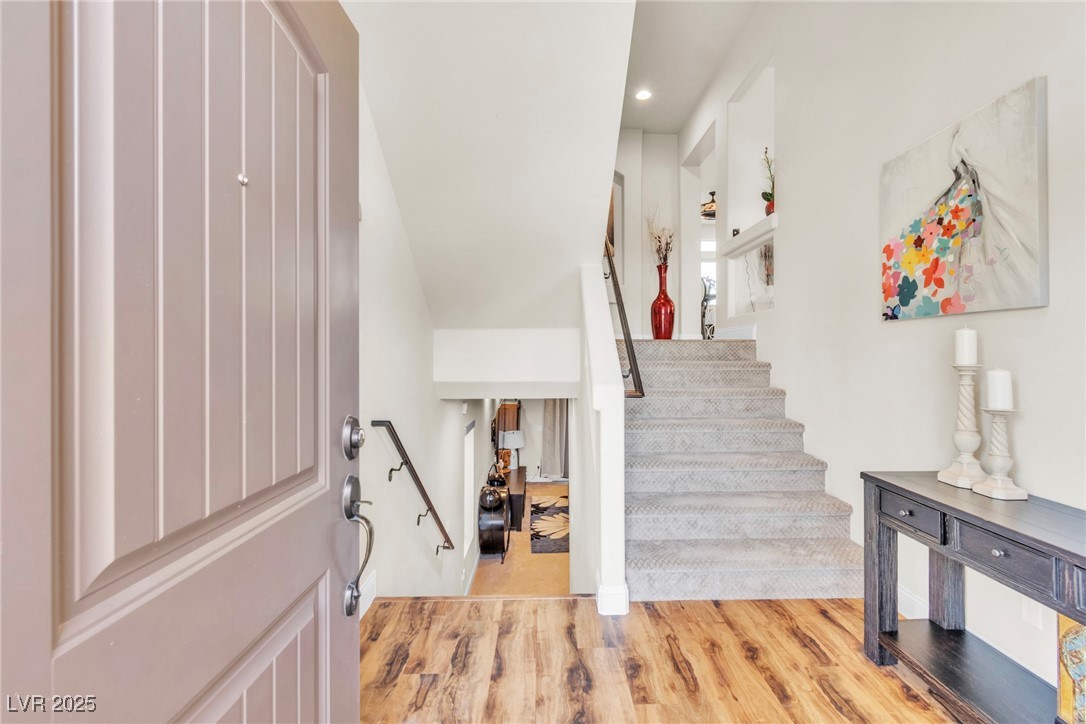 5889 Thistle Meadow Avenue