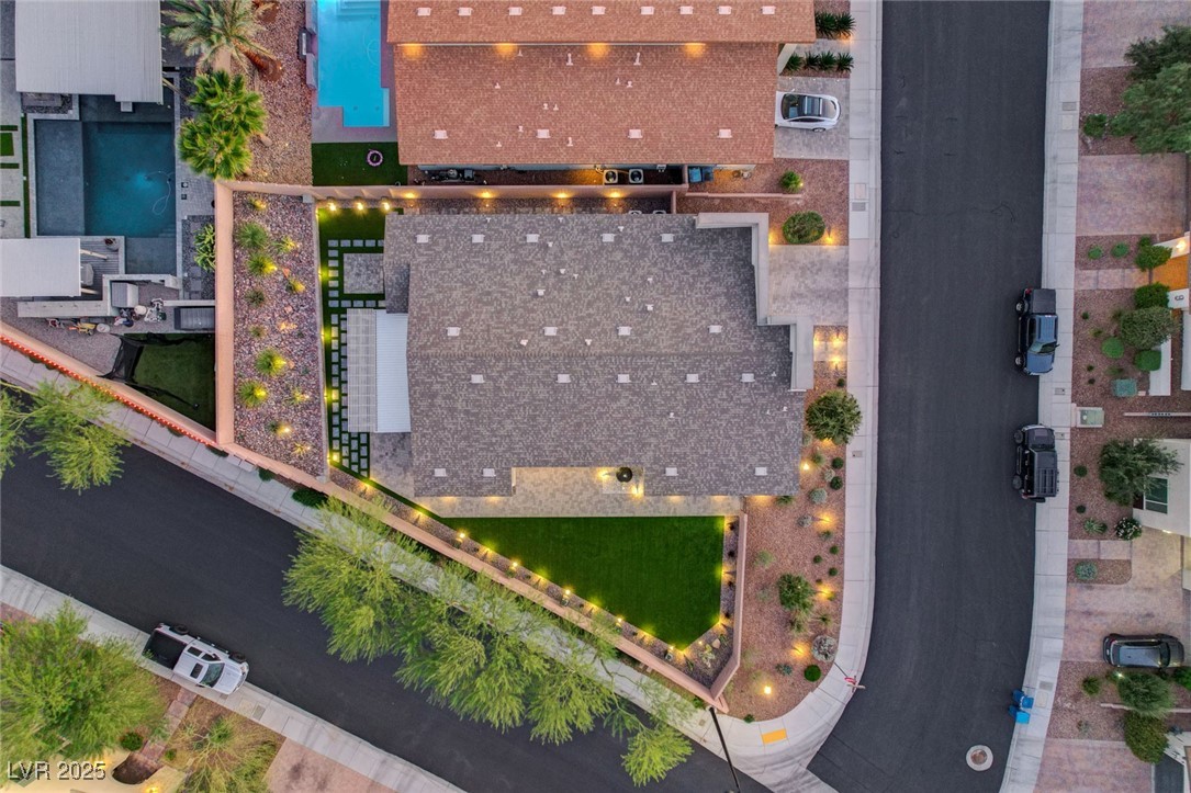 2560 Bridle Oaks Court