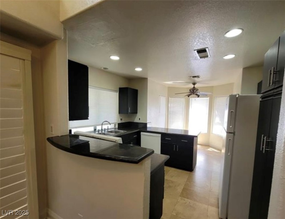 6902 Emerald Springs Lane, Las Vegas, Nevada image 13