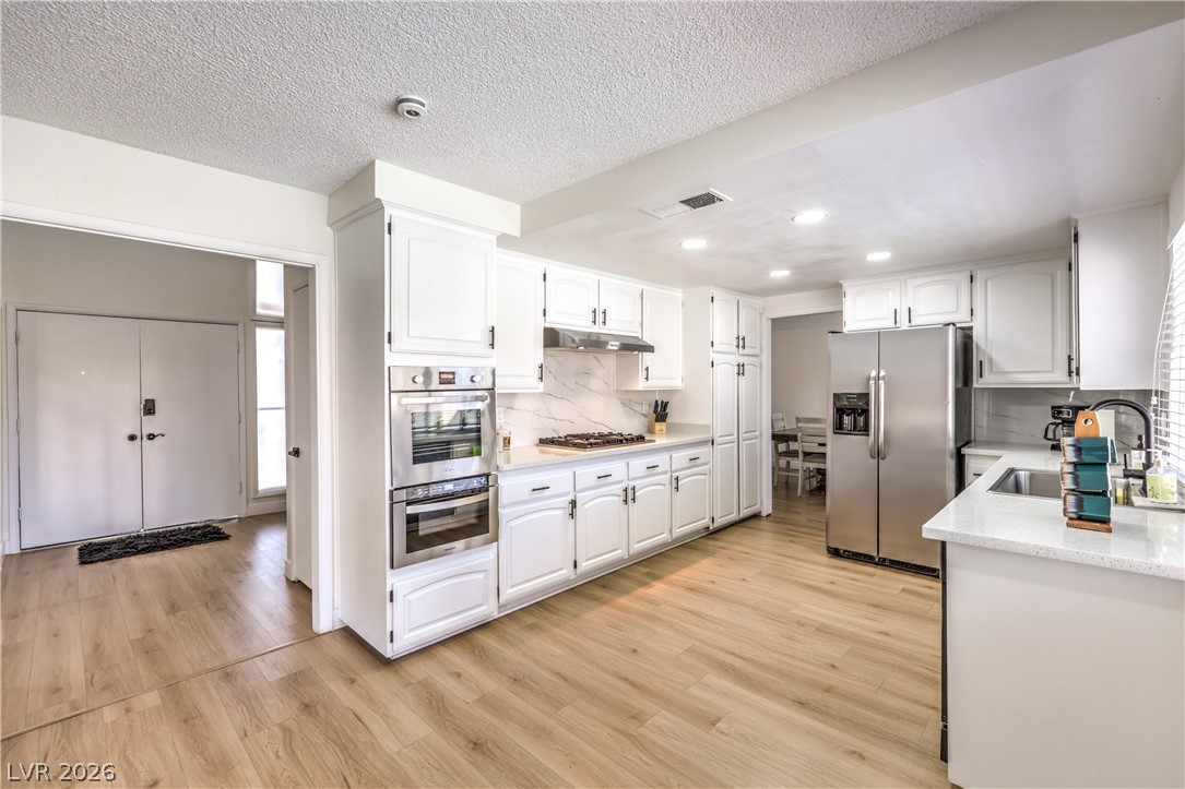 4417 De Forest Street