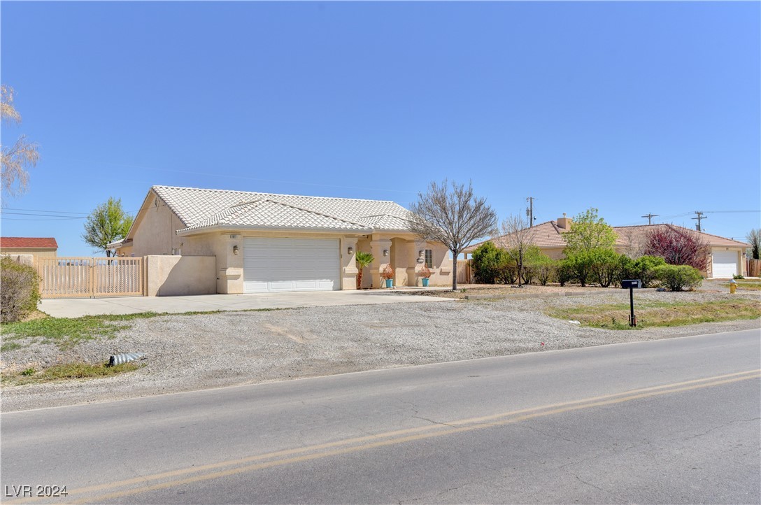 1911 S Blagg Road, Pahrump, Nevada image 1