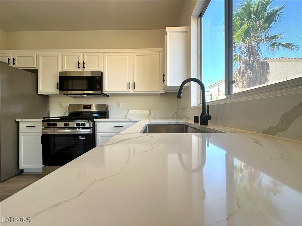 Las Vegas, Nevada 89135, United States, 3 Bedrooms Bedrooms, ,3 BathroomsBathrooms,Residential,Active,223947