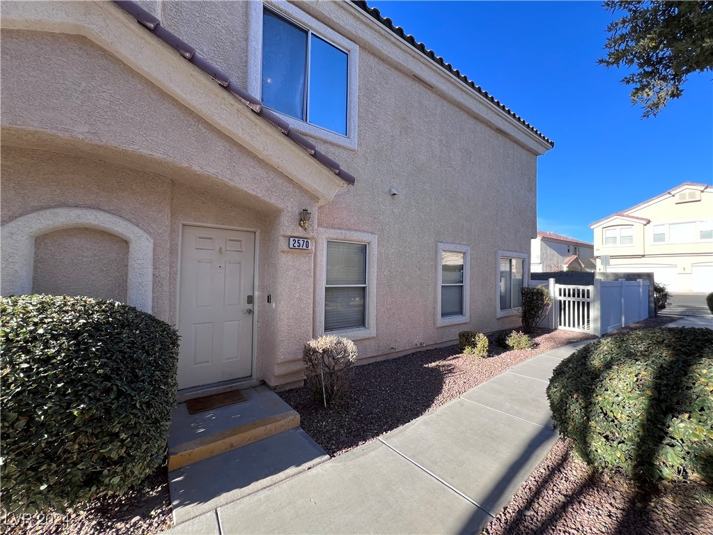 2570 Velez Valley Way, Henderson, Nevada image 1