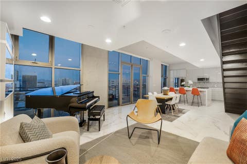 Photo of 353 E BONNEVILLE Avenue #1407, Las Vegas, NV 89101 (MLS # 2657097)