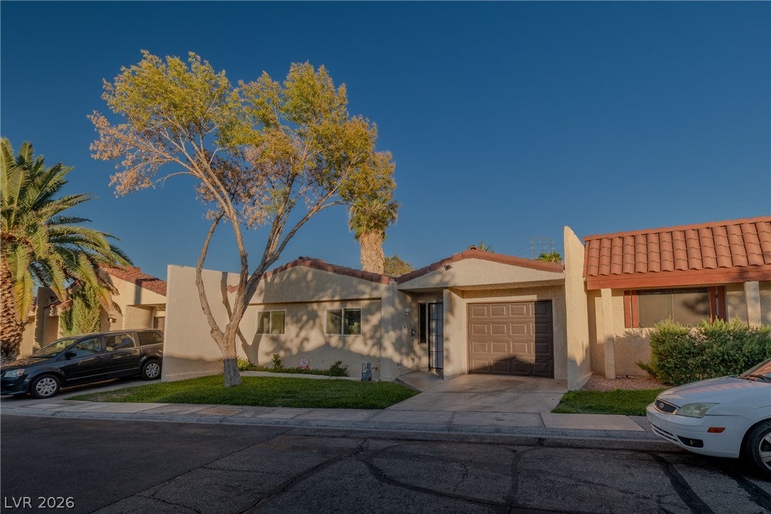 5676 Hobble Creek Drive