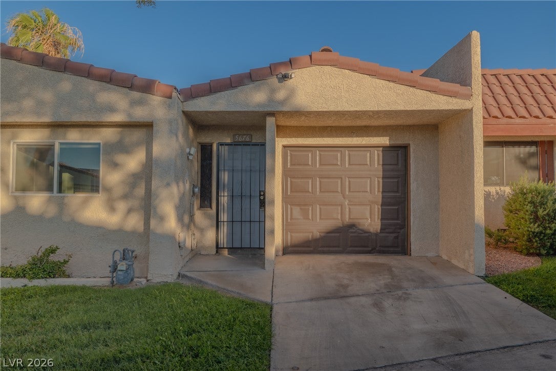 5676 Hobble Creek Drive