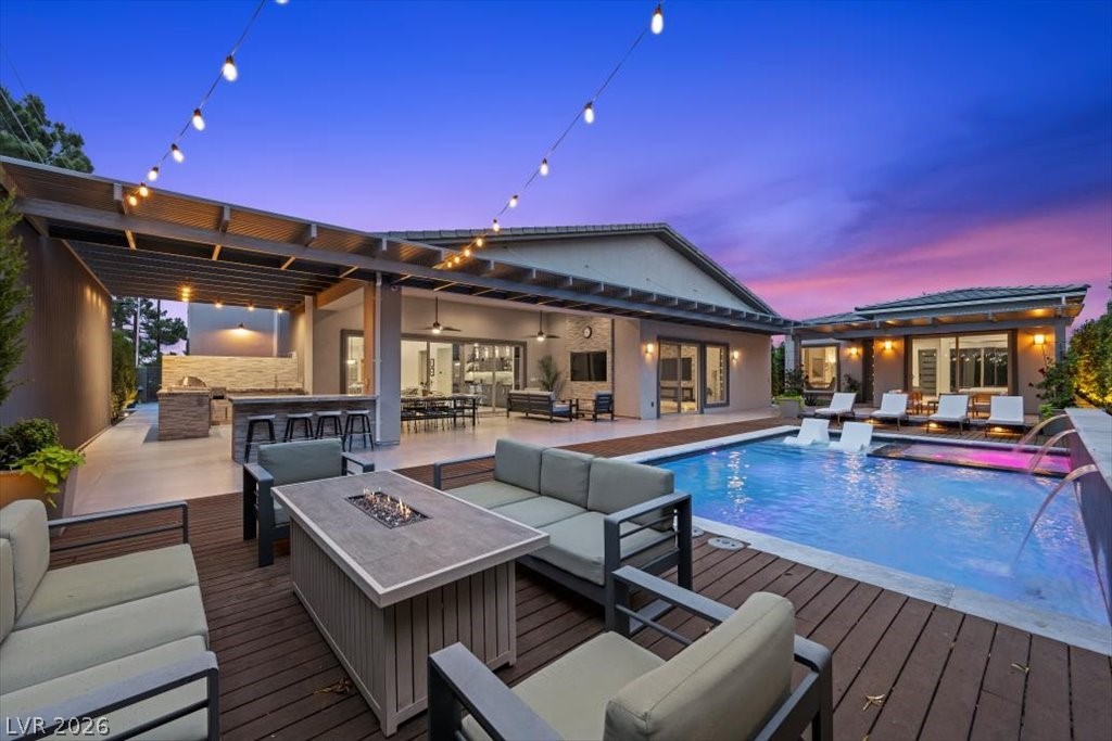 2904 Candelaria Drive