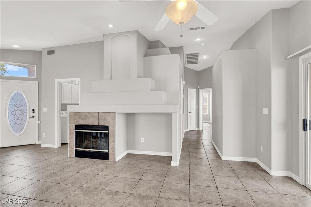 Henderson, Nevada 89052, United States, 2 Bedrooms Bedrooms, ,2 BathroomsBathrooms,Residential,Pending,3810