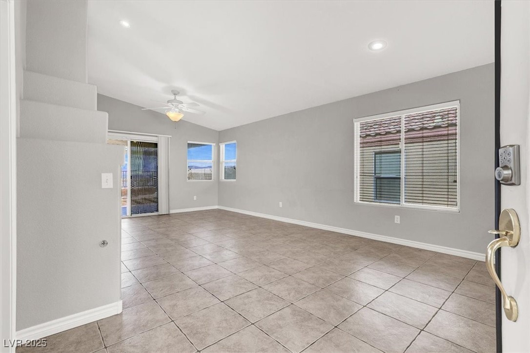 Henderson, Nevada 89052, United States, 2 Bedrooms Bedrooms, ,2 BathroomsBathrooms,Residential,Pending,3810