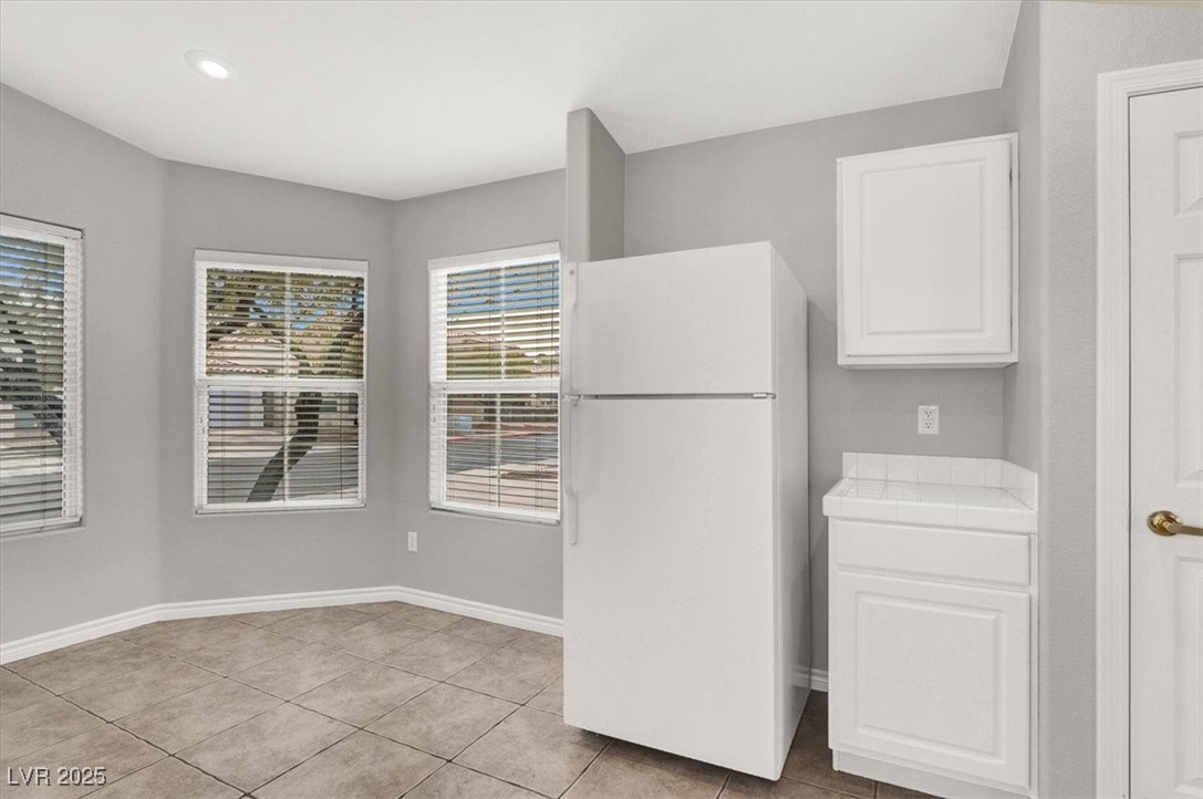 Henderson, Nevada 89052, United States, 2 Bedrooms Bedrooms, ,2 BathroomsBathrooms,Residential,Pending,3810