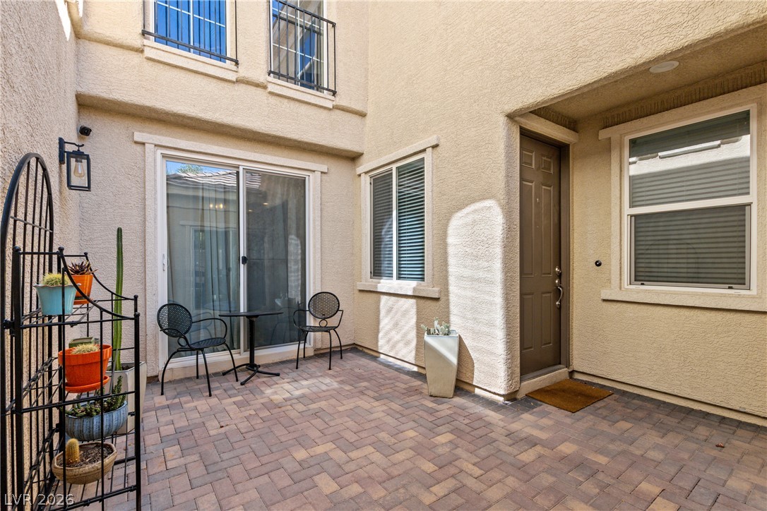 3604 Kingfishers Catch Avenue