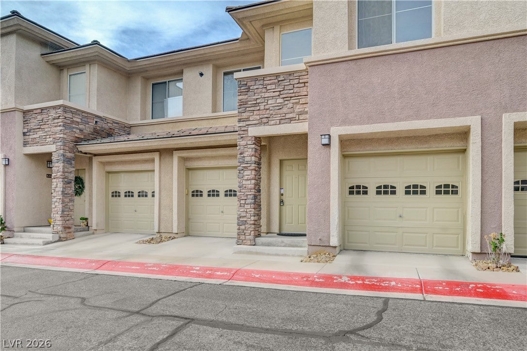 673 Peachy Canyon Circle 203