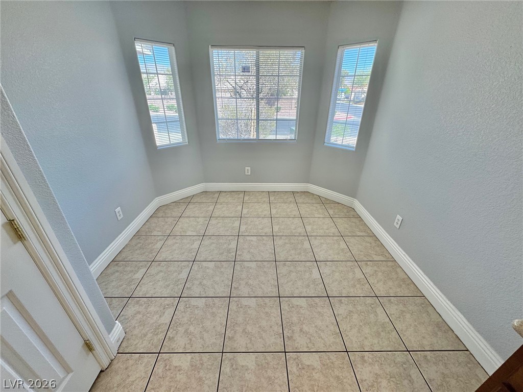 2767 Alderly Ridge Avenue