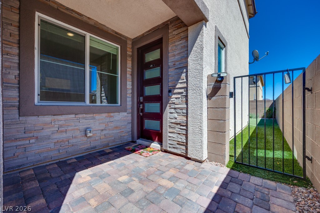 302 Mount Tyndall Street