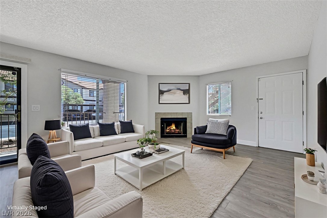 1575 W Warm Springs Road 213