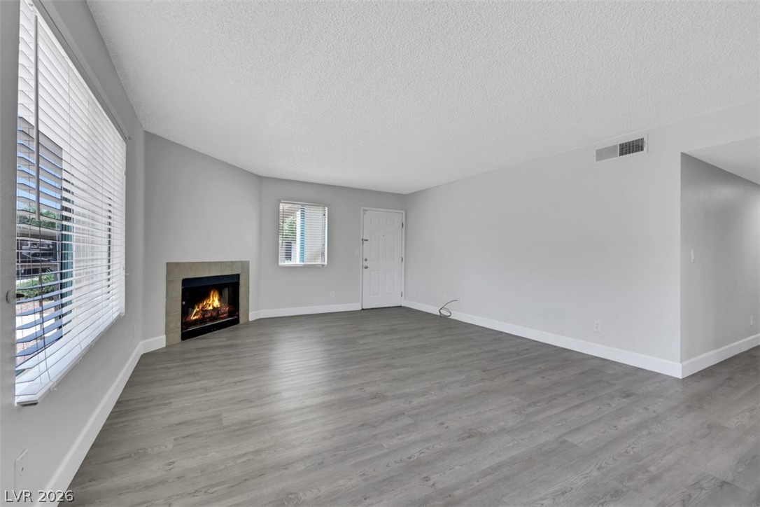 1575 W Warm Springs Road 213