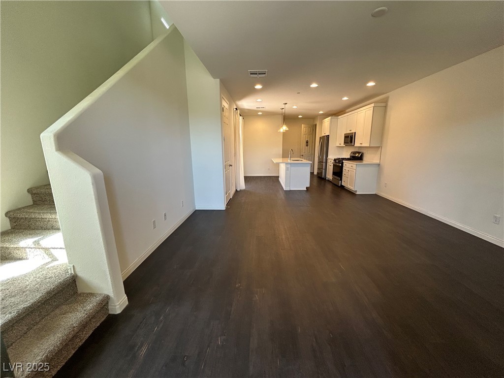 690 Last Dance Place