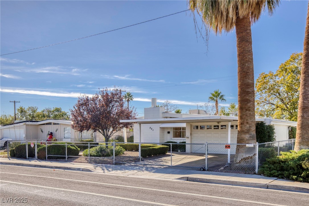 221 UPLAND Boulevard