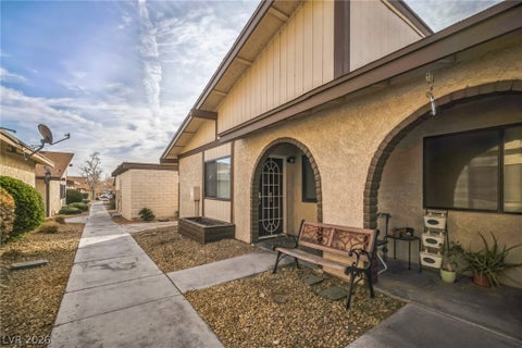 Townhouse For Rent - 5733 Smoke Ranch Road #D<br/> Las Vegas, NV 89108