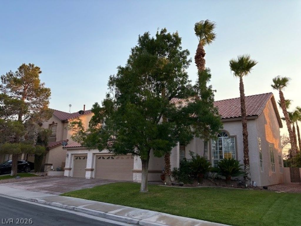 Photo of 302 Doe Run Cir, Henderson, NV 89012 (MLS # 2759529)