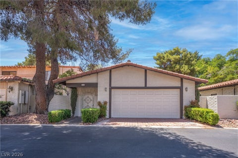 Homes For Rent - 2204 Plaza Del Robles<br/> Las Vegas, NV 89102