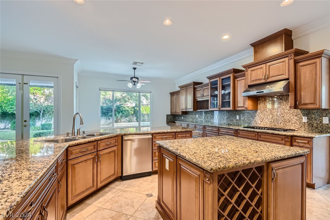 Las Vegas, Nevada 89135, United States, 5 Bedrooms Bedrooms, ,5 BathroomsBathrooms,Residential,Pending,50960