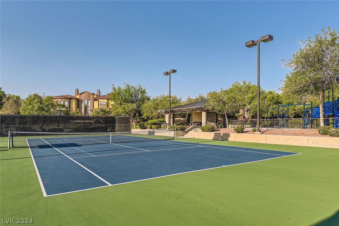 Las Vegas, Nevada 89135, United States, 5 Bedrooms Bedrooms, ,5 BathroomsBathrooms,Residential,Pending,50960