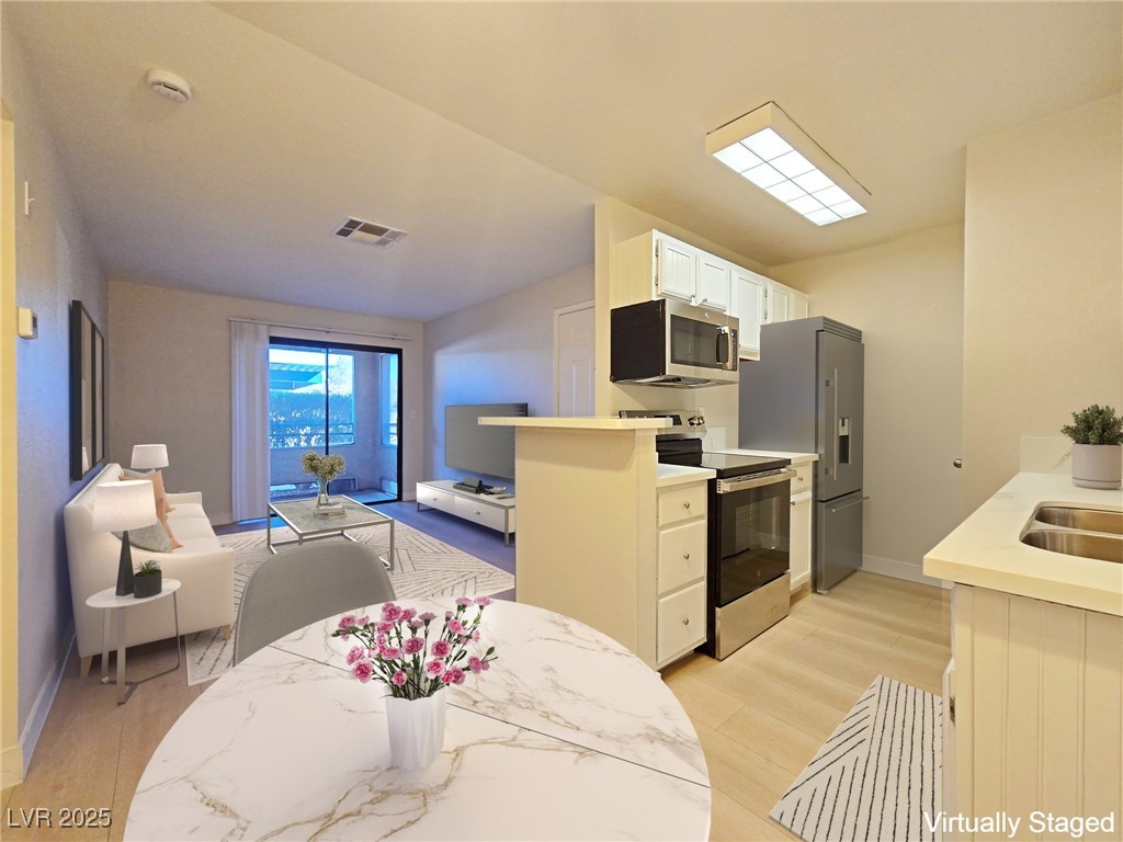 5171 Lindell Road 102