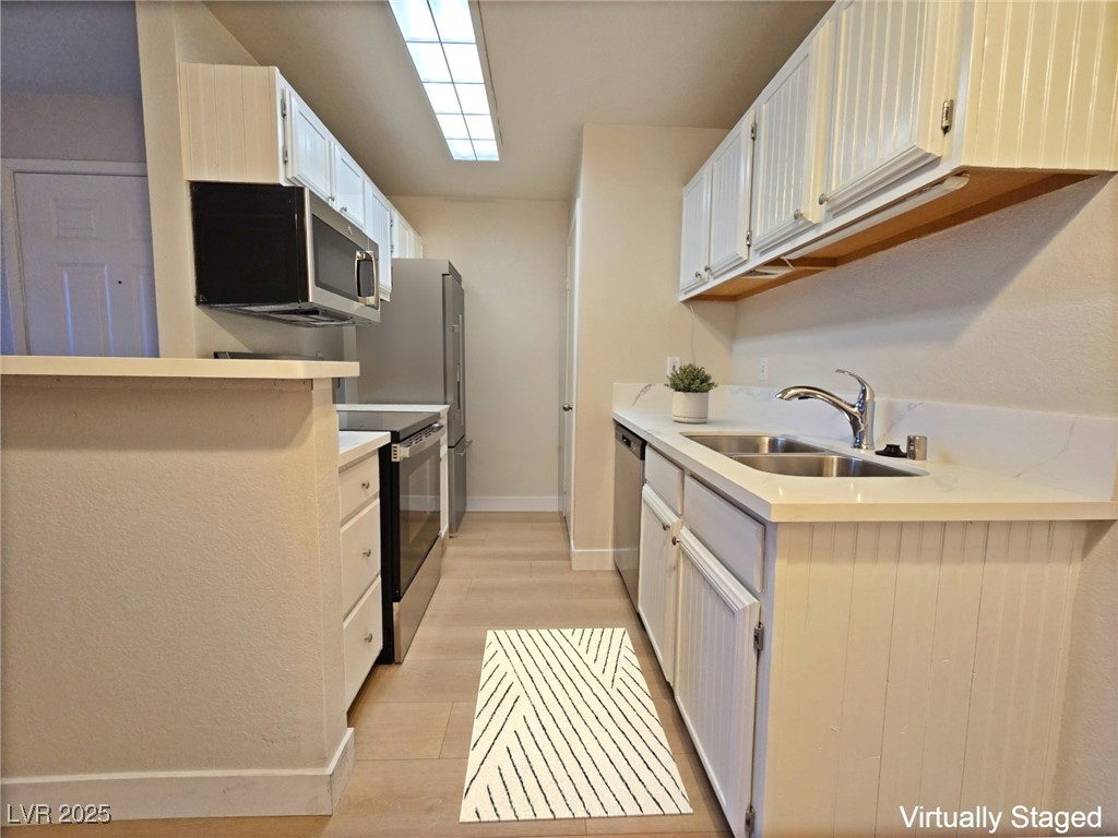 5171 Lindell Road 102