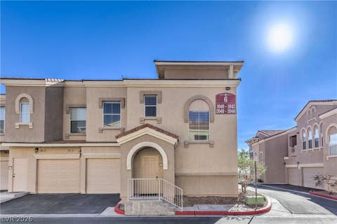 Condo For Sale - 10550 W Alexander Road #2046<br/> Las Vegas, NV 89129