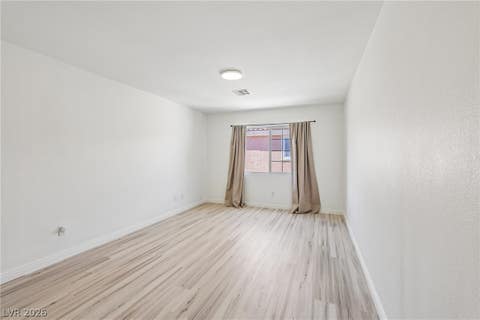 Tiny photo for 8436 Indigo Sky Avenue, Las Vegas, NV 89129 (MLS # 2793376)