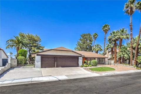 2504 La Solana Way Las Vegas NV 89102