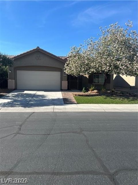 6092 Fox Creek Avenue Las Vegas NV 89122