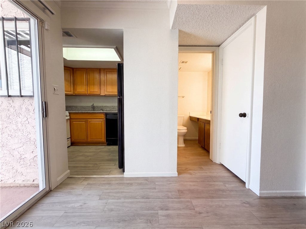 5240 Janfred Court 1