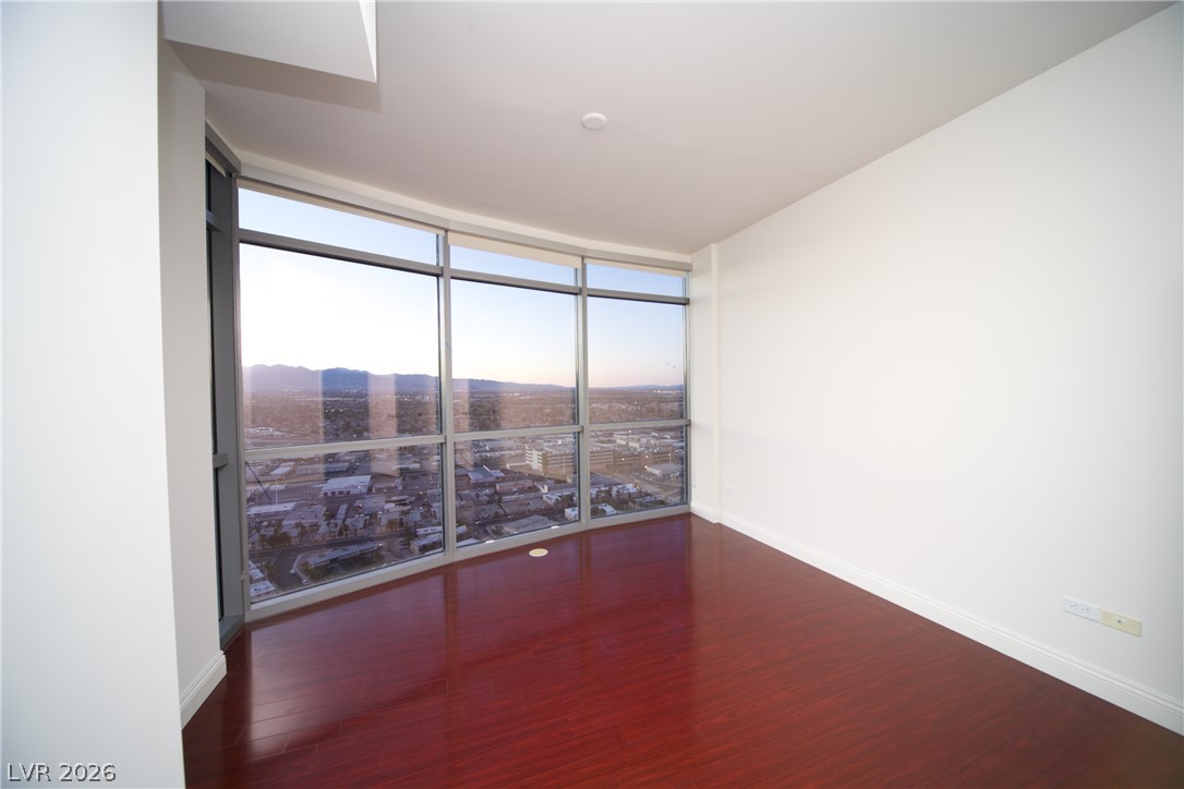 200 W SAHARA Avenue 3201