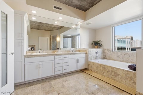 Tiny photo for 360 E Desert Inn Road #604, Las Vegas, NV 89109 (MLS # 2784647)