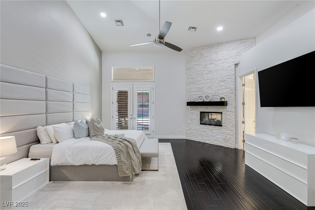 10968 Tranquil Waters Court