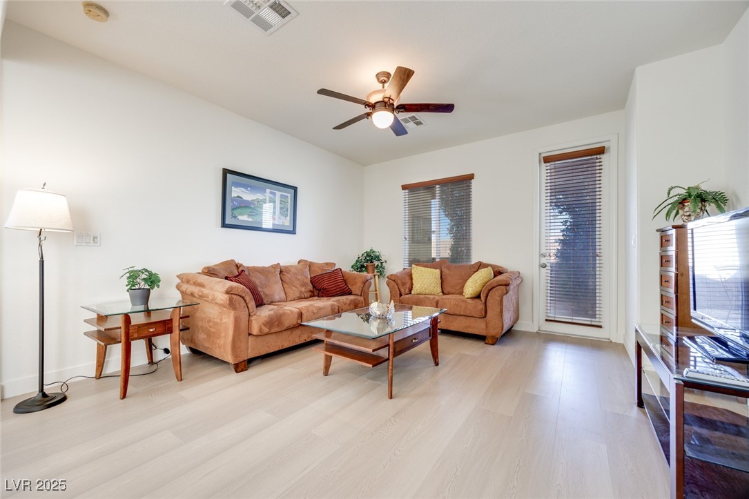 953 Wagner Valley Street, Henderson, Nevada image 16