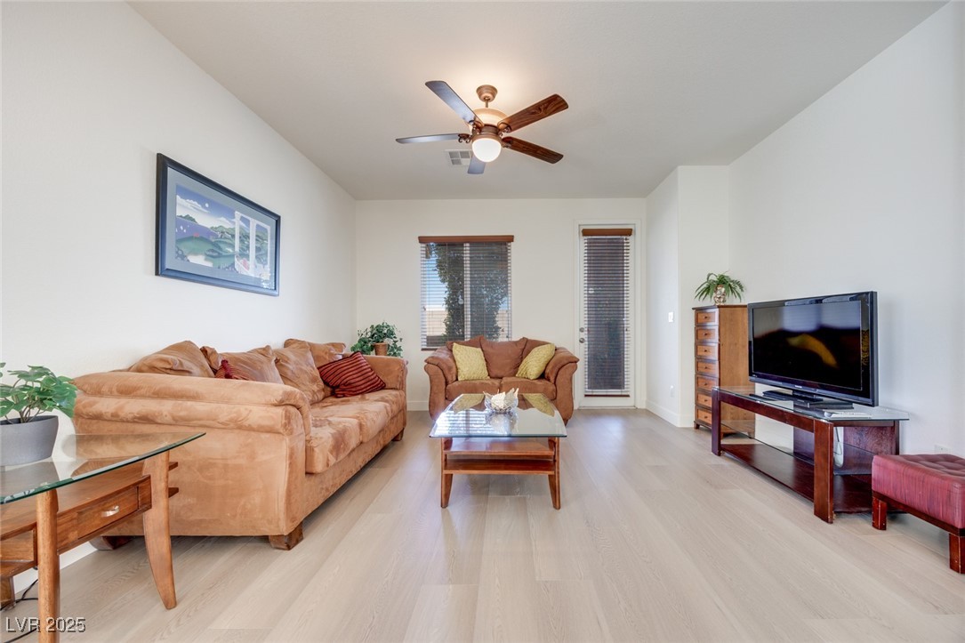 953 Wagner Valley Street, Henderson, Nevada image 17