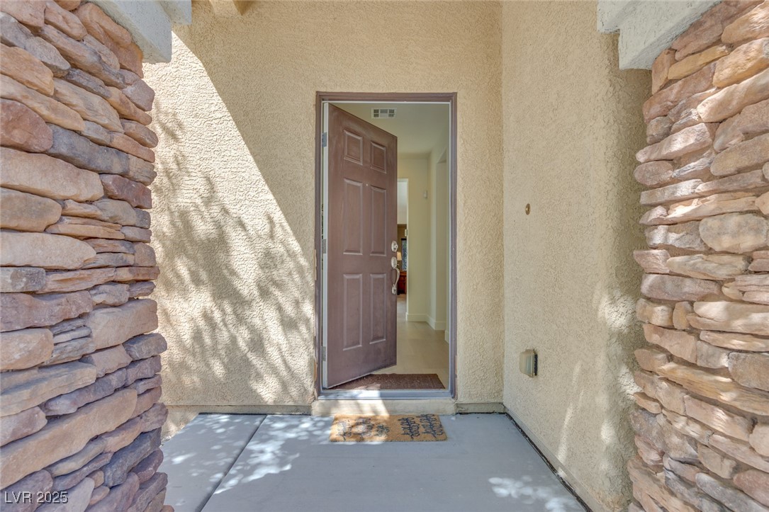 953 Wagner Valley Street, Henderson, Nevada image 3