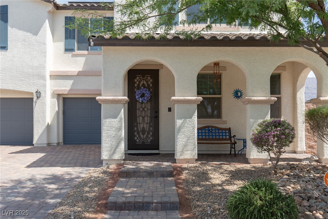 5520 Bruin Lakes Street