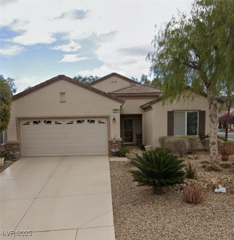 2560 Crater Rock Street, Henderson, Nevada image 1