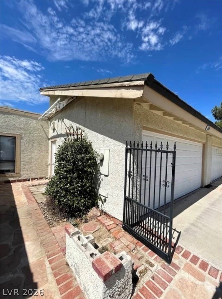 600 Woodmount Drive