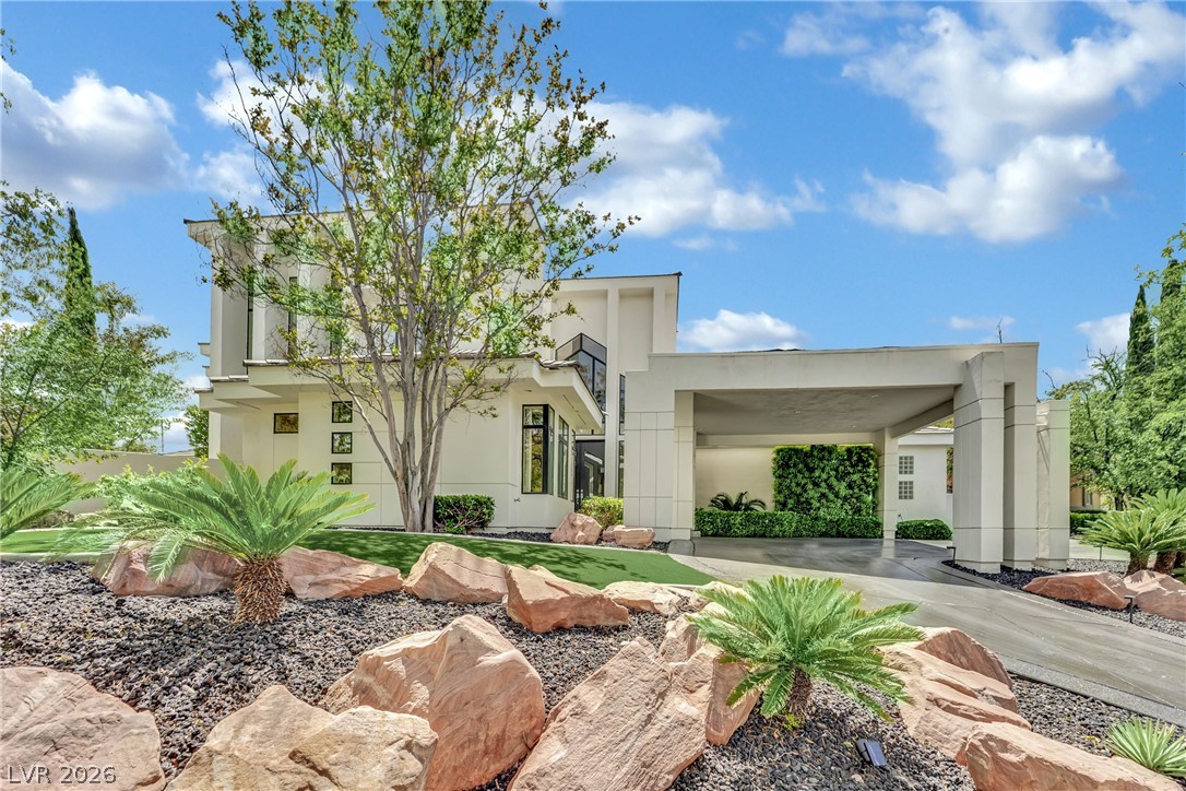 8909 Greensboro Lane
