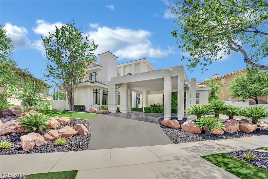 8909 Greensboro Lane