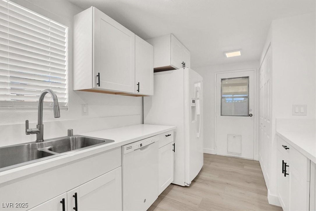 Las Vegas, Nevada 89169, United States, 3 Bedrooms Bedrooms, ,2 BathroomsBathrooms,Residential,Active,216590