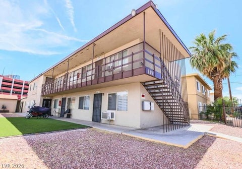 Condo For Rent - 239 W Cleveland Avenue #6<br/> Clark County, Las Vegas, NV 89102