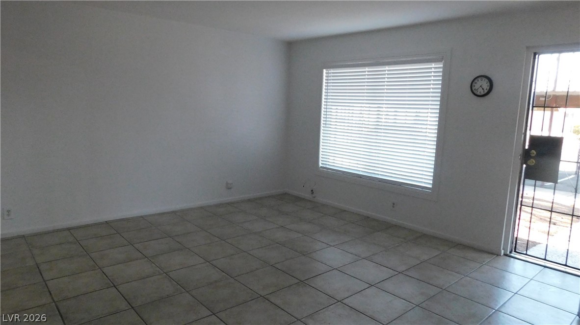 565 S Royal Crest Circle 13