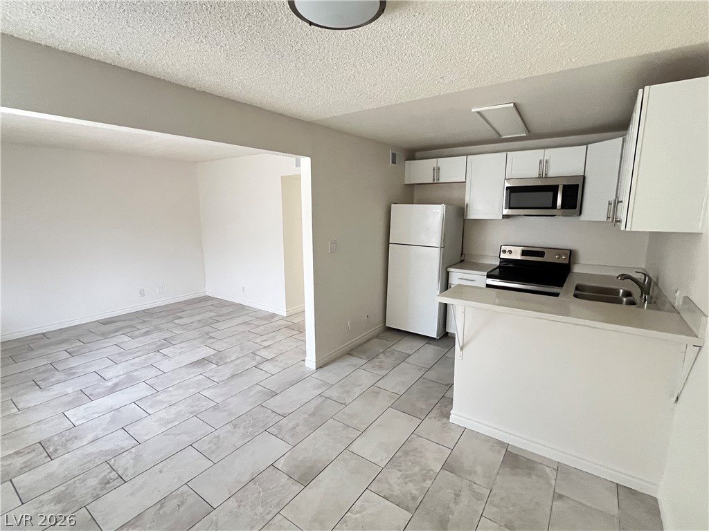 212 Orland Street 28