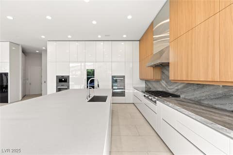 Tiny photo for 94 Hawk Ridge Drive, Las Vegas, NV 89135 (MLS # 2710064)